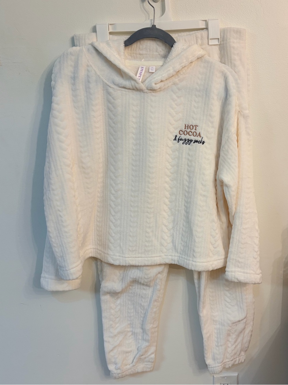 NWOT Plush Cream Hooded Pajama Set - Hot Cocoa Detail